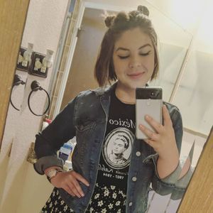 Meet your Posher, Cecilia